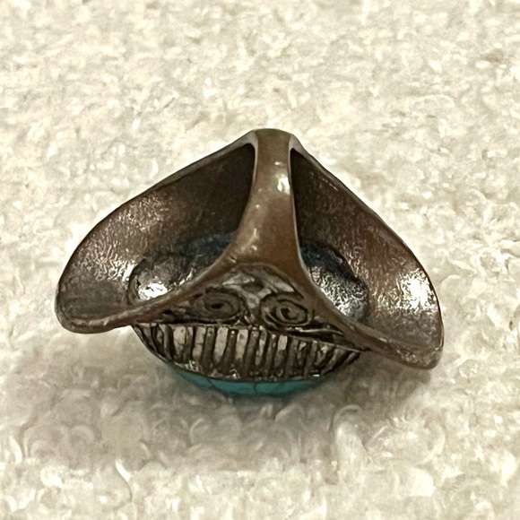 vintage boho engraved silver ring with turquoise stone - Picture 4 of 15